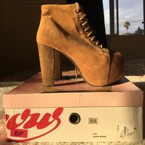 Worn once Jeffrey Campbell Lita boots